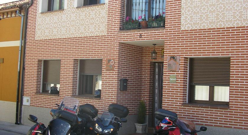 Casa De La Paca Bed & Breakfast Coca Exterior photo