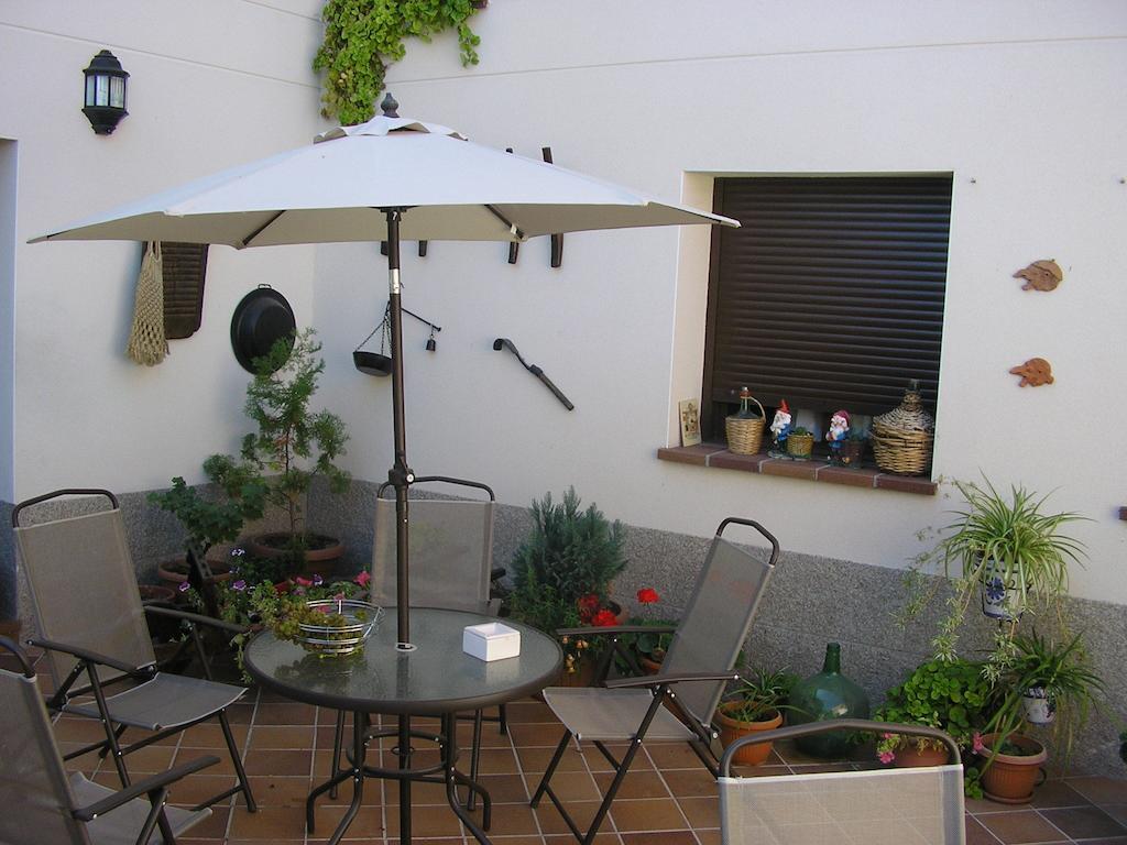 Casa De La Paca Bed & Breakfast Coca Exterior photo